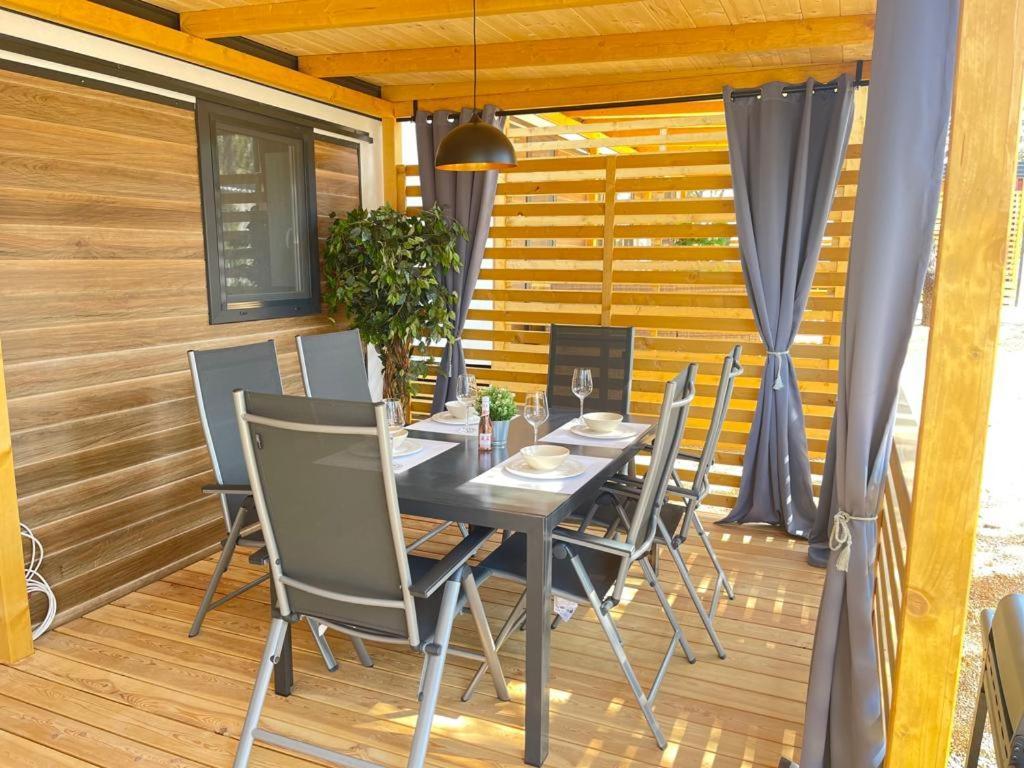 ביוגראד נה מורו Mobile Home La Vida מראה חיצוני תמונה