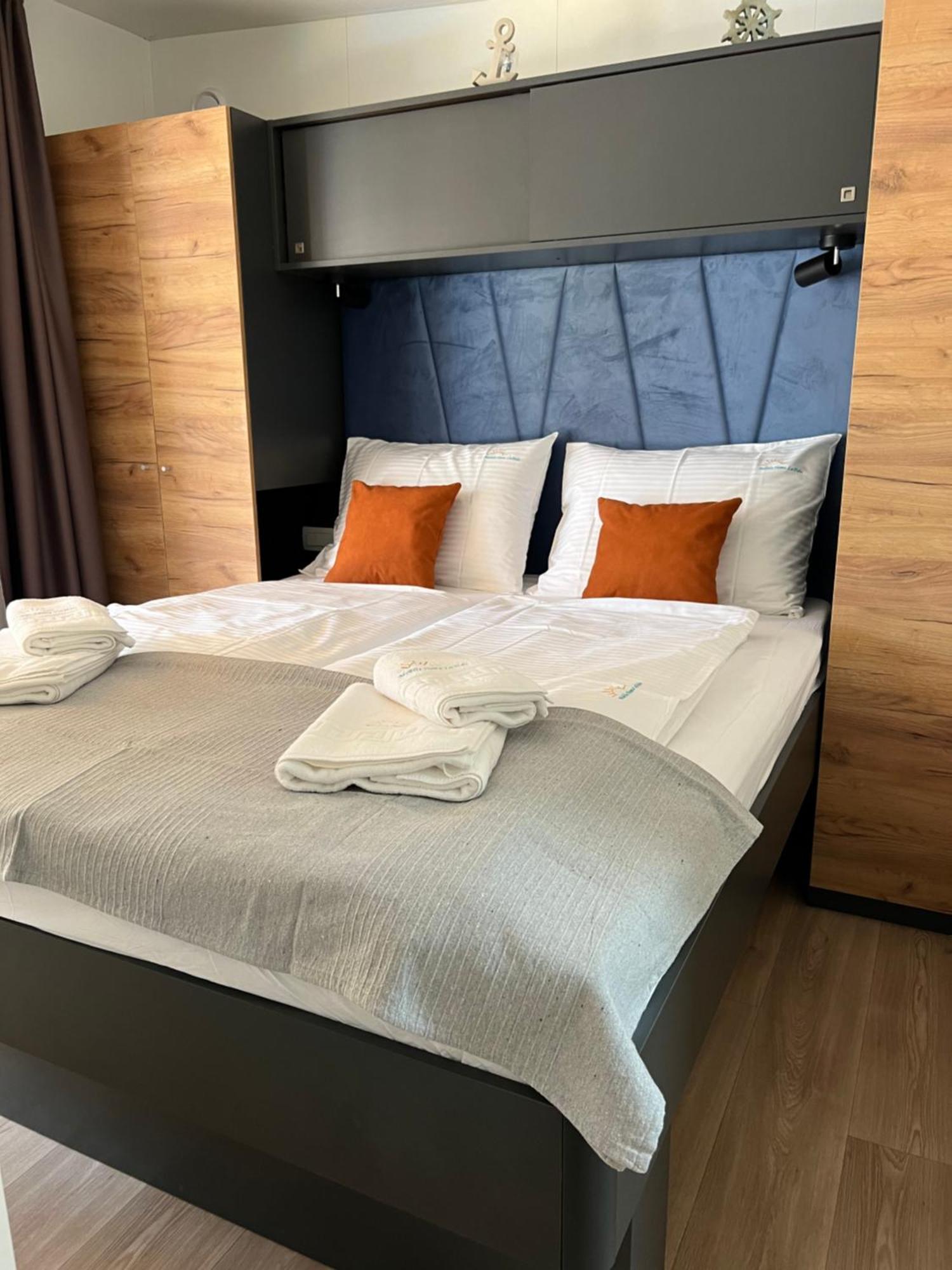 ביוגראד נה מורו Mobile Home La Vida מראה חיצוני תמונה
